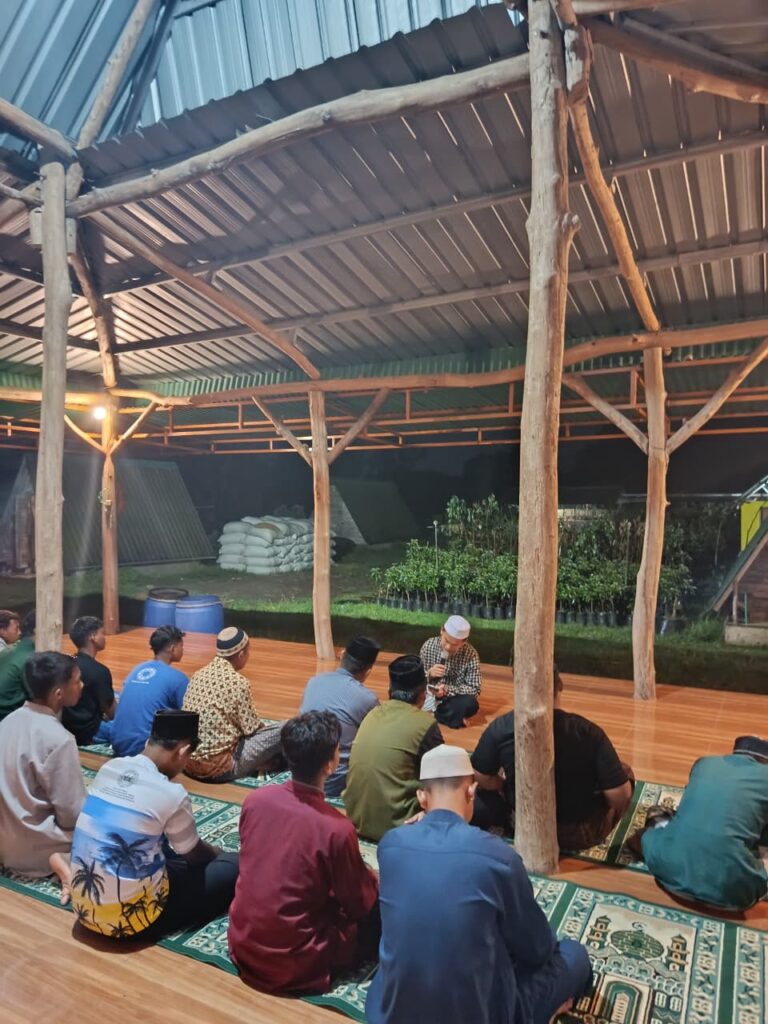 Menjaga Integritas Santri dengan Penguatan Amal dan Ilmu